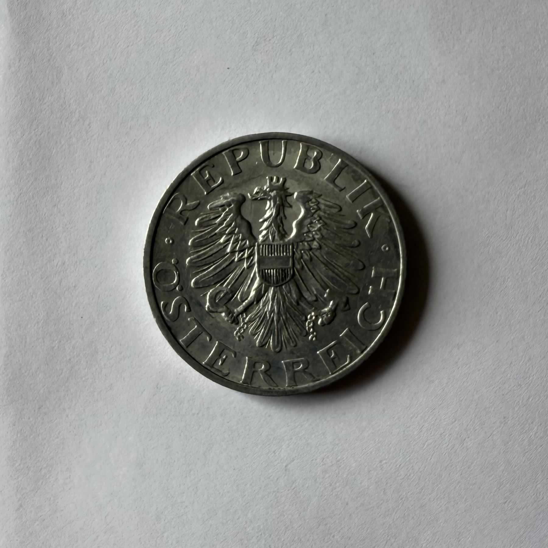 Reverso de 2 Schilling, 1947
