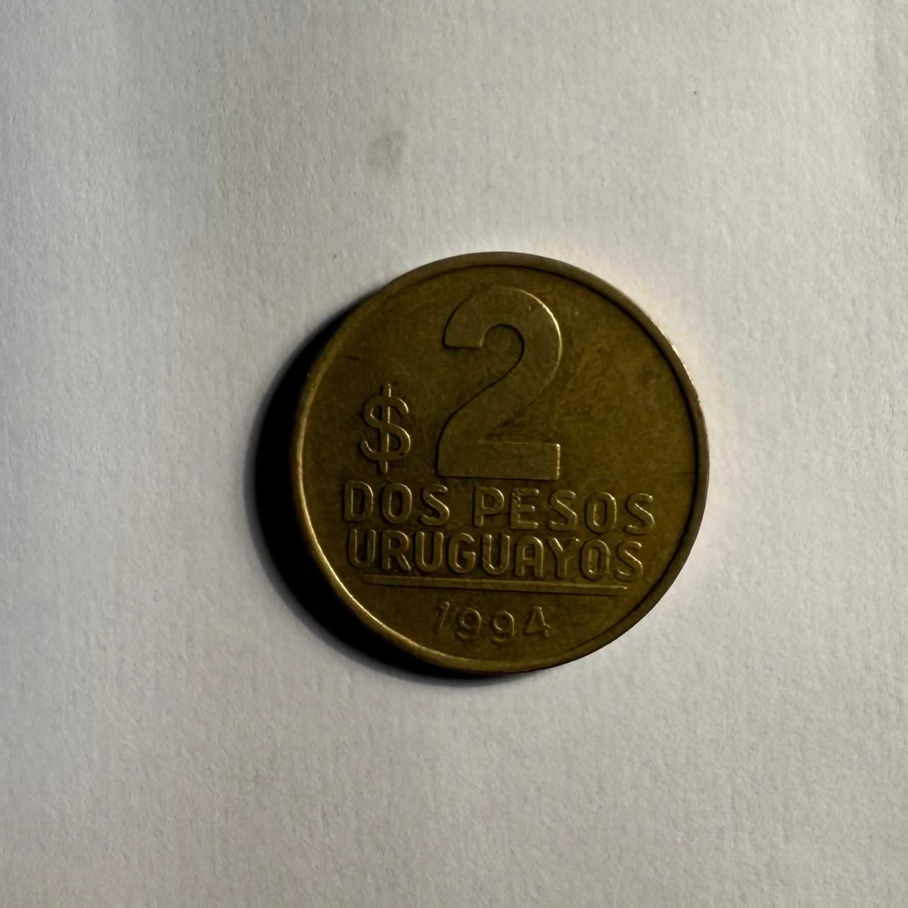 Anverso de 2 Pesos, 1994, Uruguay · Peso Uruguayo 1994 - Presente