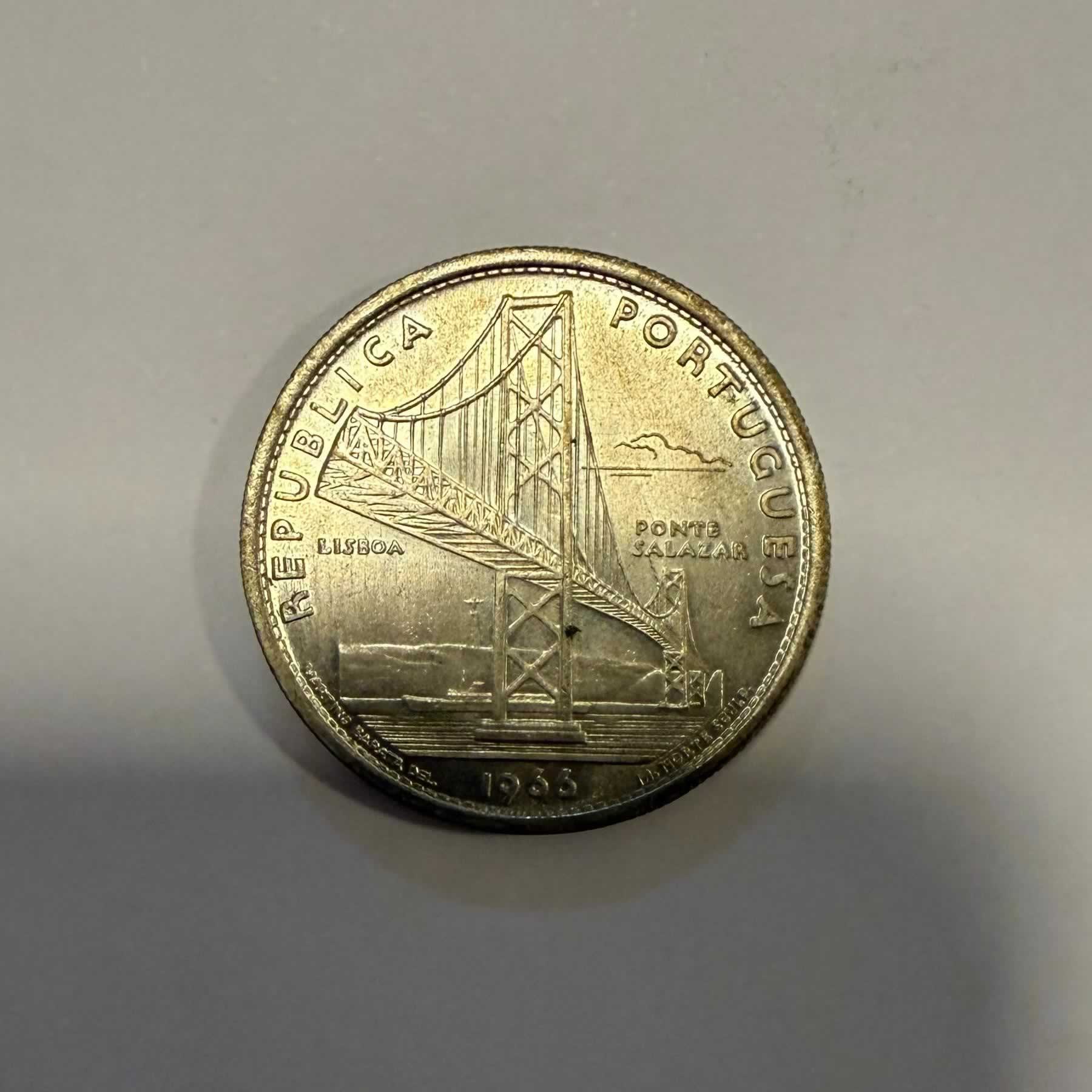 Reverso de 20 Escudos, 1966