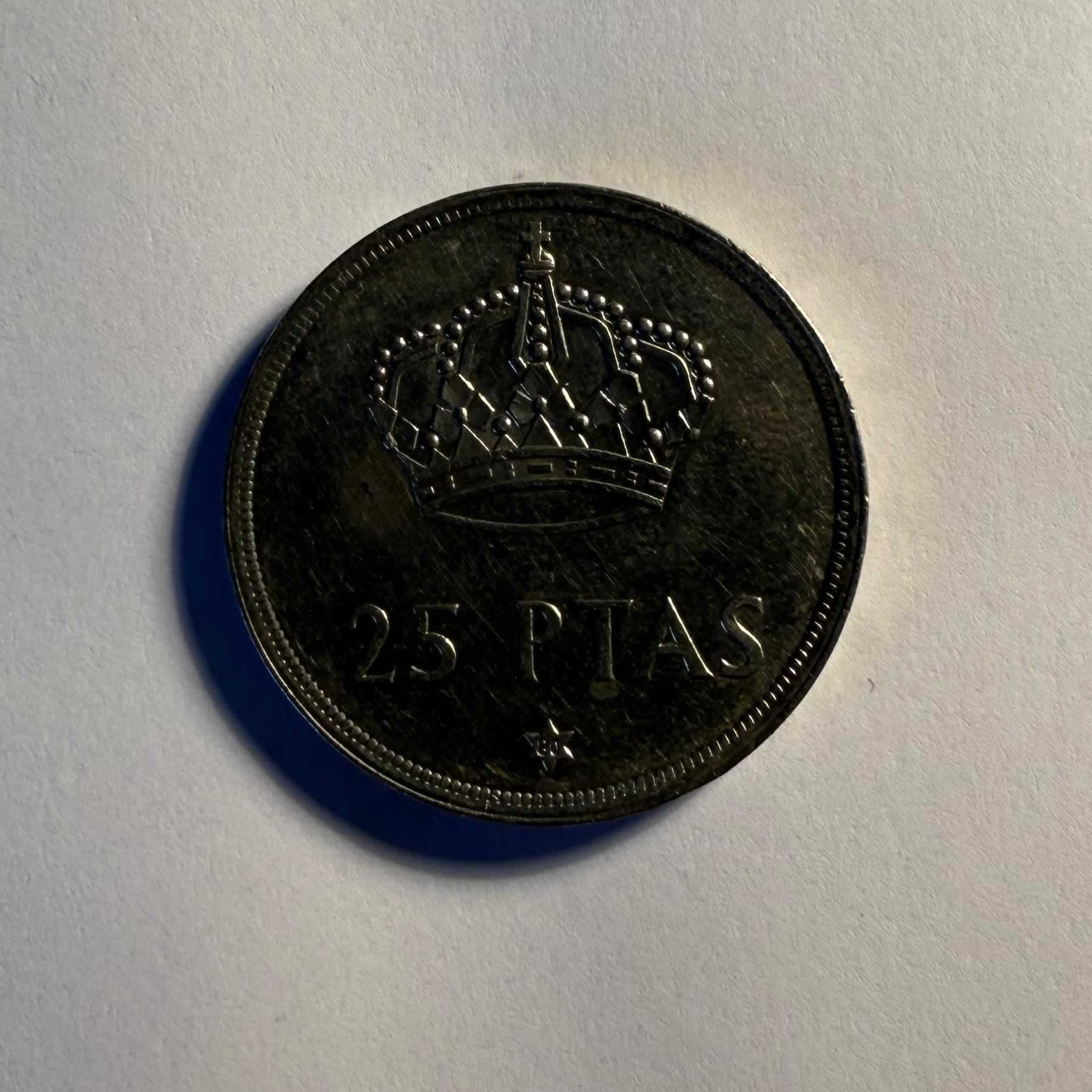 Anverso de 25 Pesetas, 1975