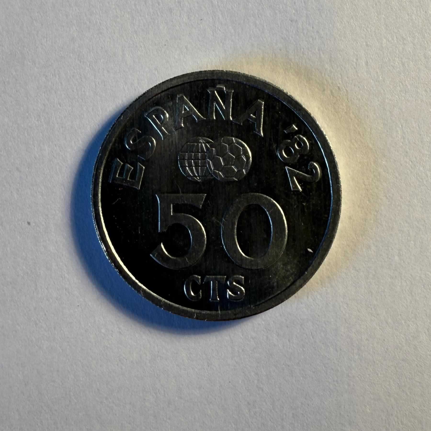 Anverso de 50 Centimos, 1980