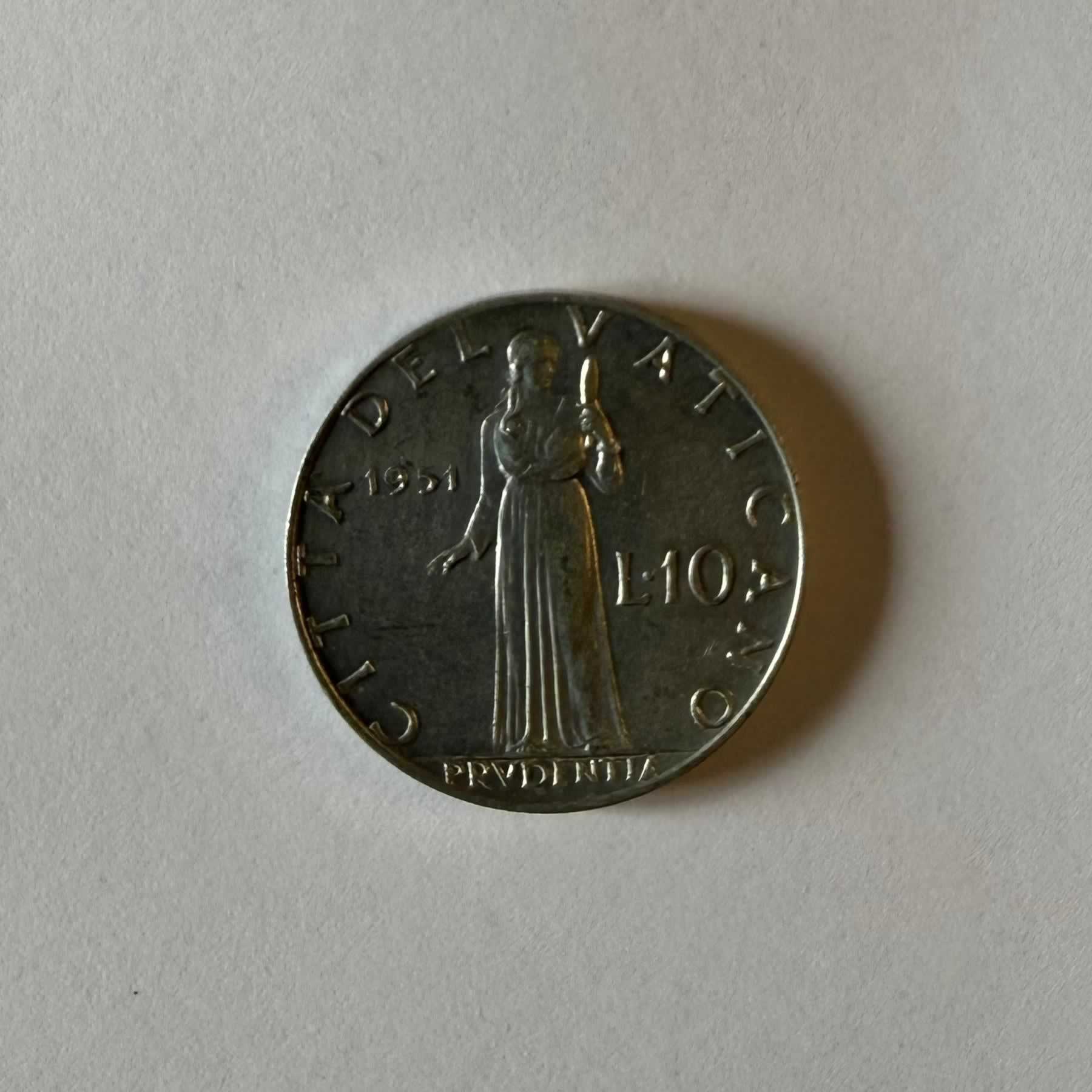 Anverso de 10 Liras, 1951