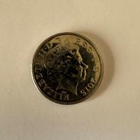 Reverso de 10 Pence, 2015