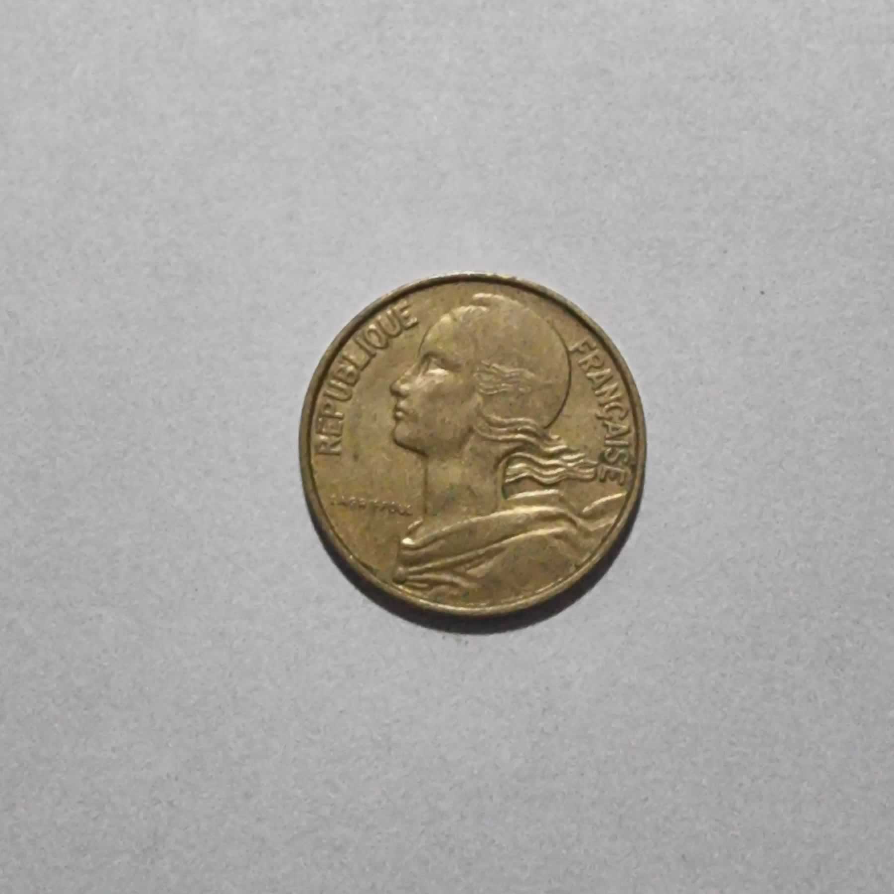 Anverso de 10 Centimes, 1964, Francia · 5ta República