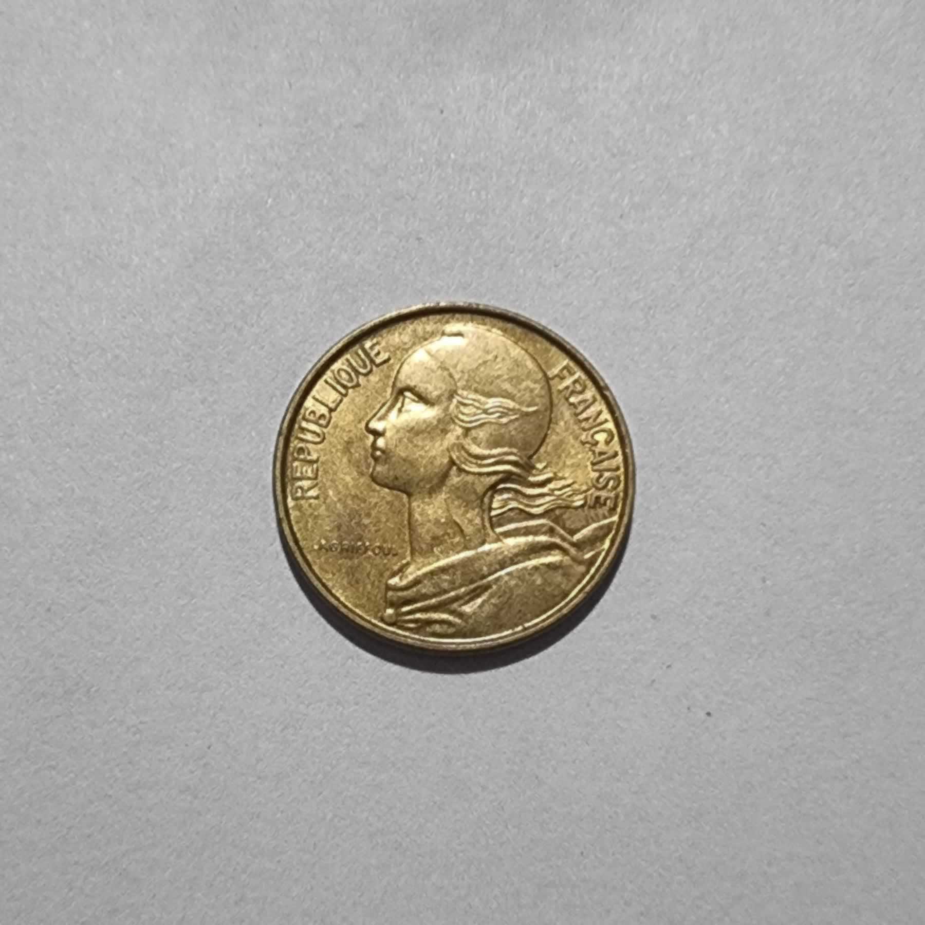 Anverso de 10 Centimes, 1967, Francia · 5ta República