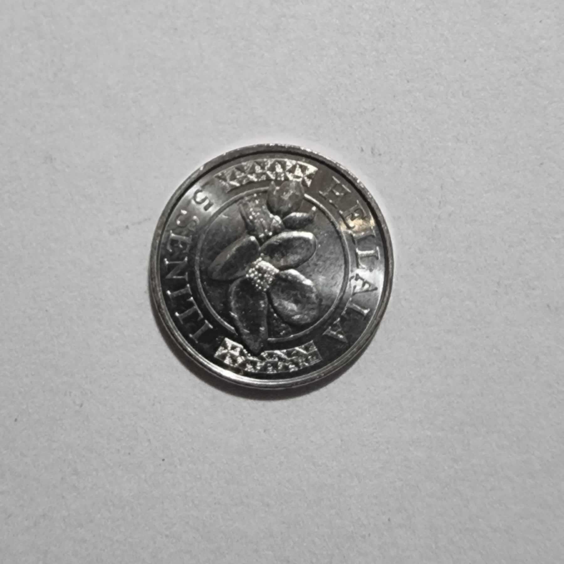 Reverso de 5 Seniti, 2015