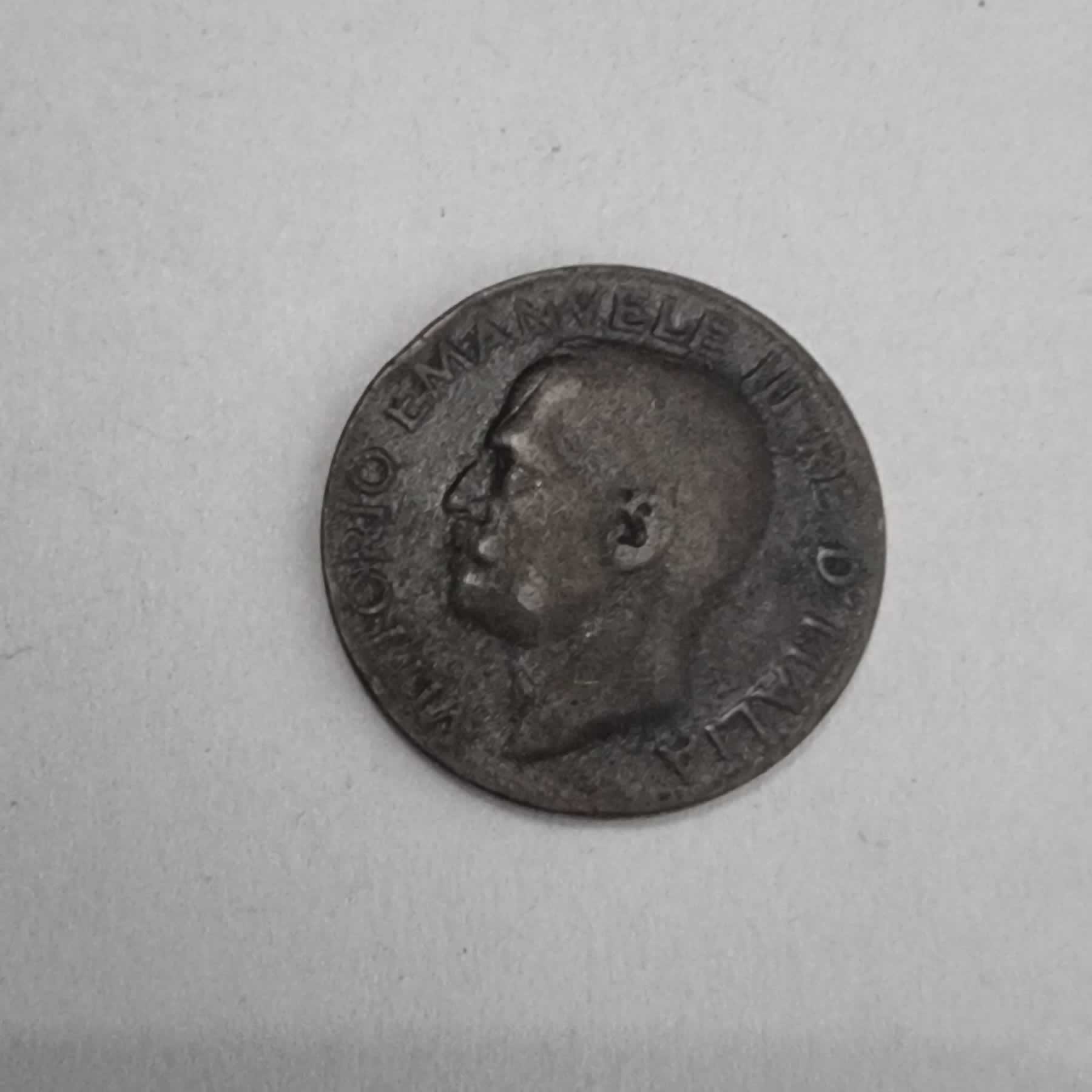 Anverso de 5 Centesimi, 1927 R, Italia · Reino