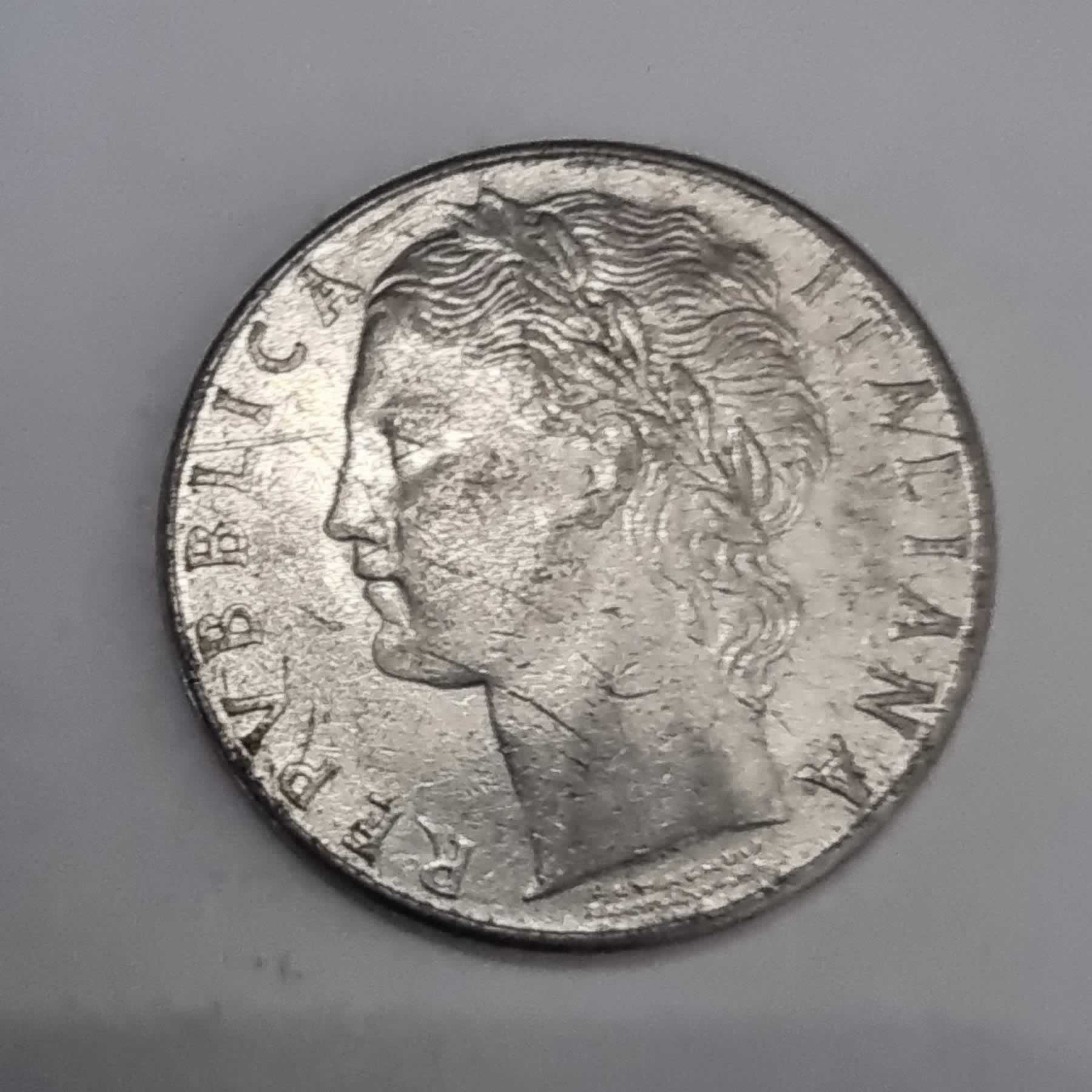 Anverso de 100 Lire, 1979 R, Italia · República