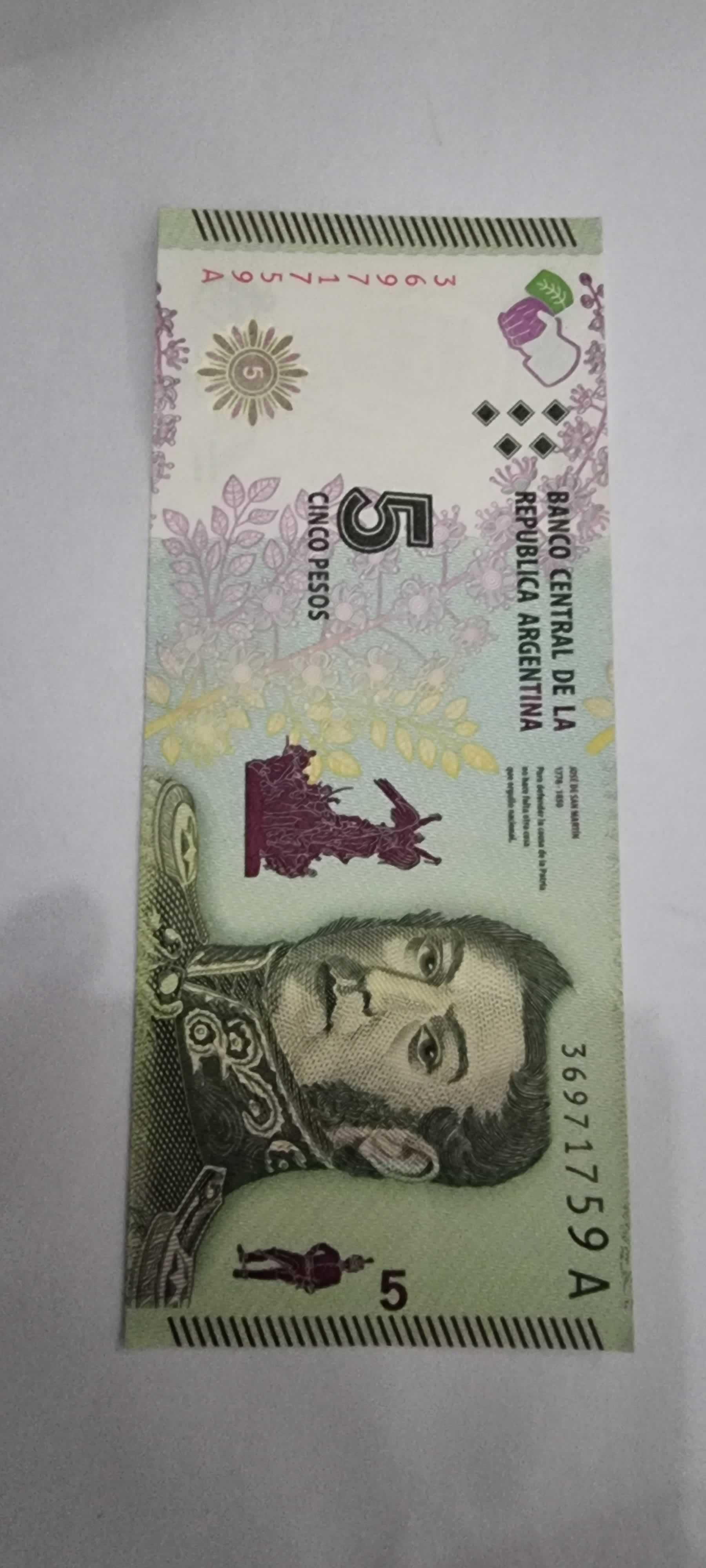 Anverso de 5 Pesos, ND (2015)