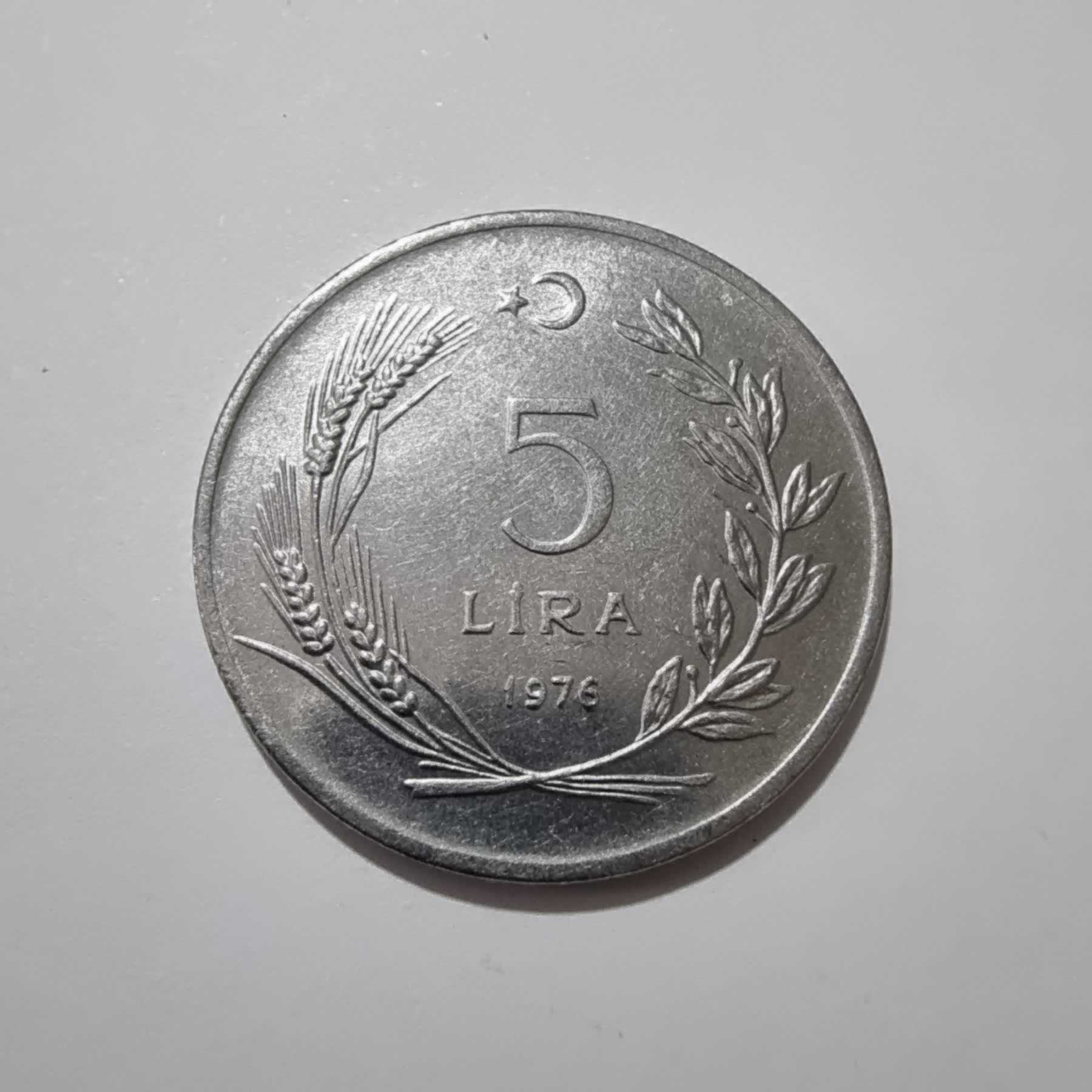 Reverso de 5 Lira, 1976, Turquía