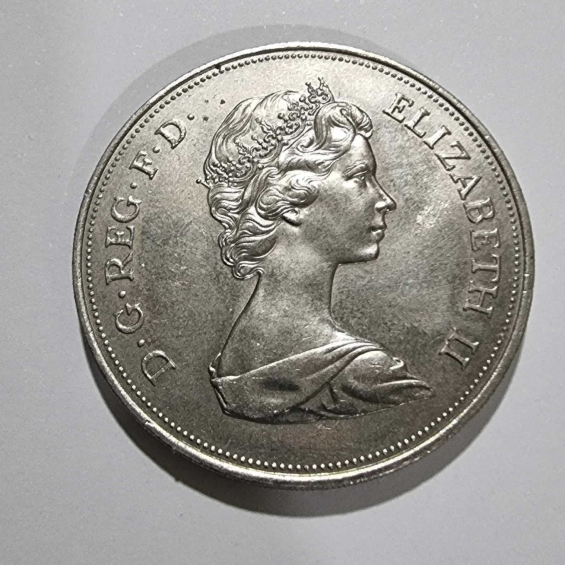 Anverso de 25 New Pence, ND-1972