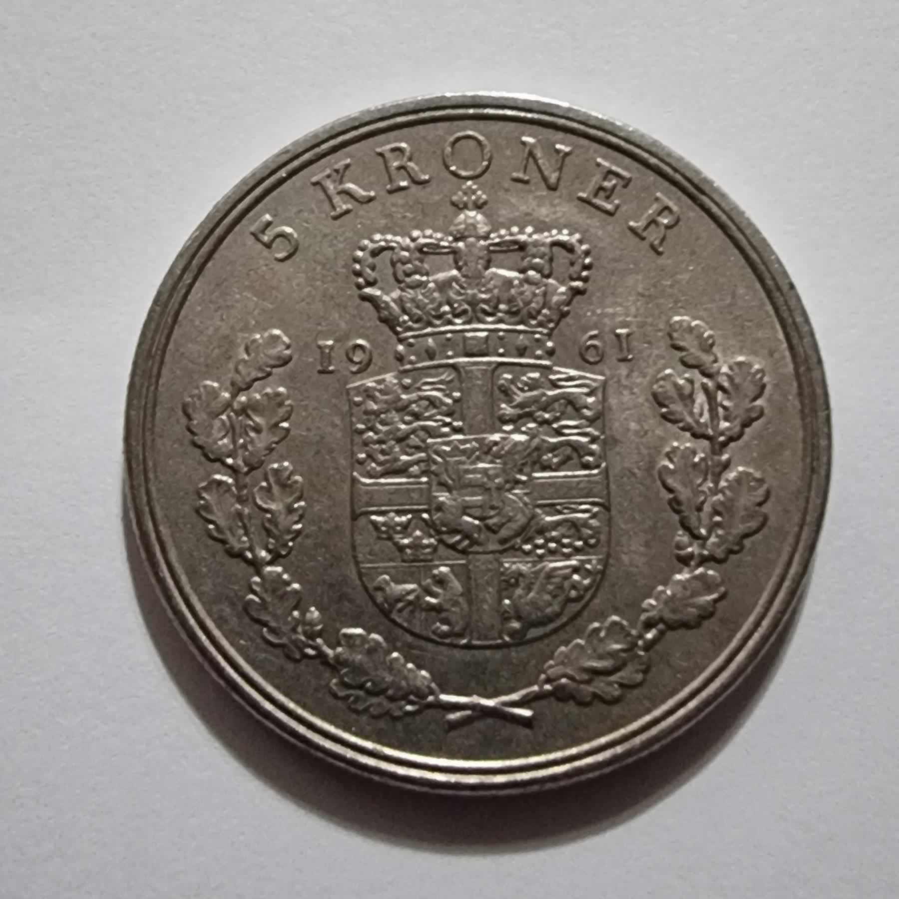 Reverso de 5 Kroner, 1961 (h) C;S