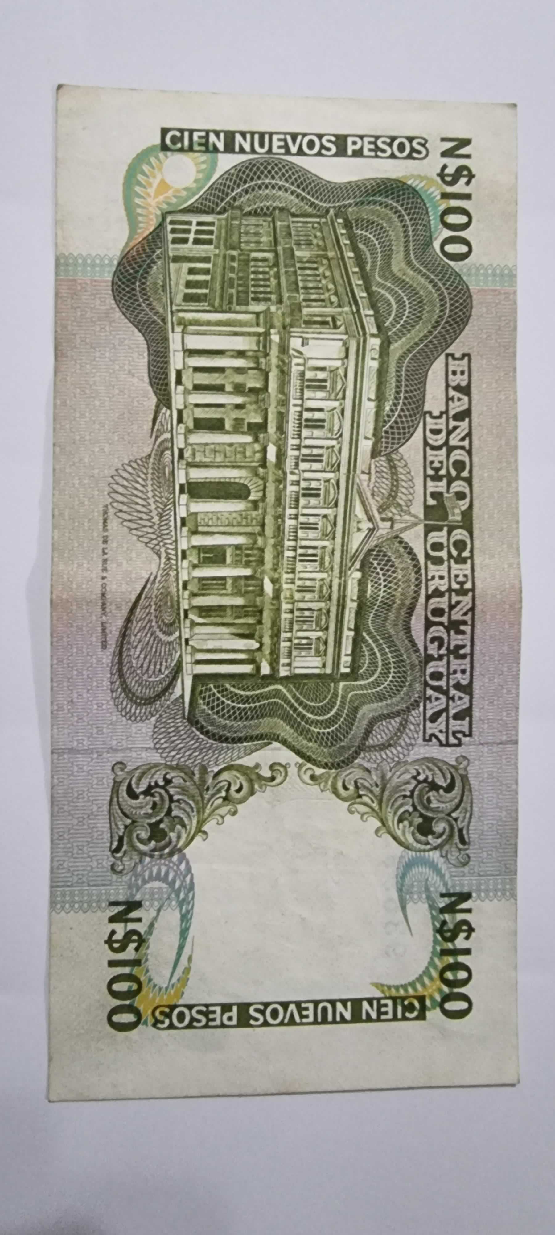 Reverso de 100 Pesos, ND (1981)