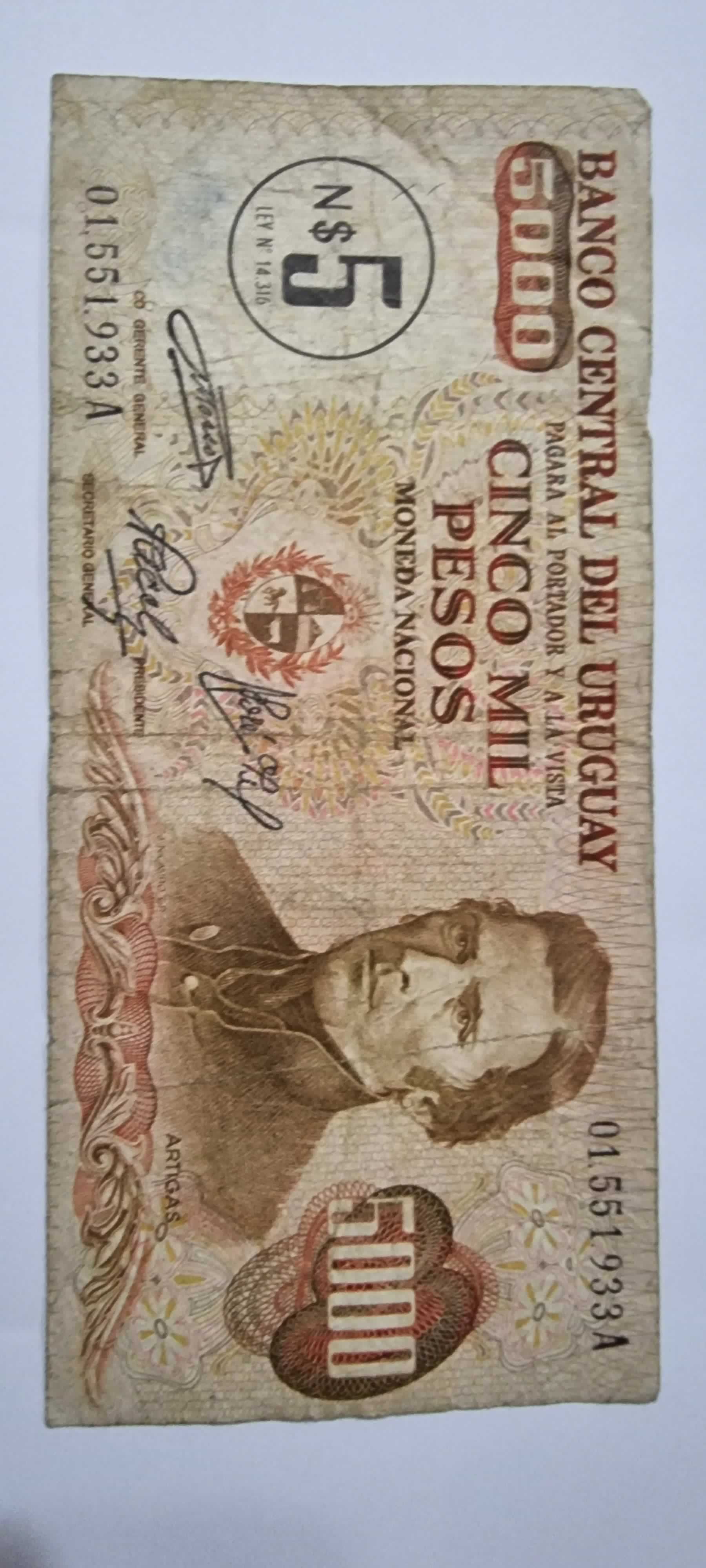 Anverso de 5000 Pesos, ND (1975)