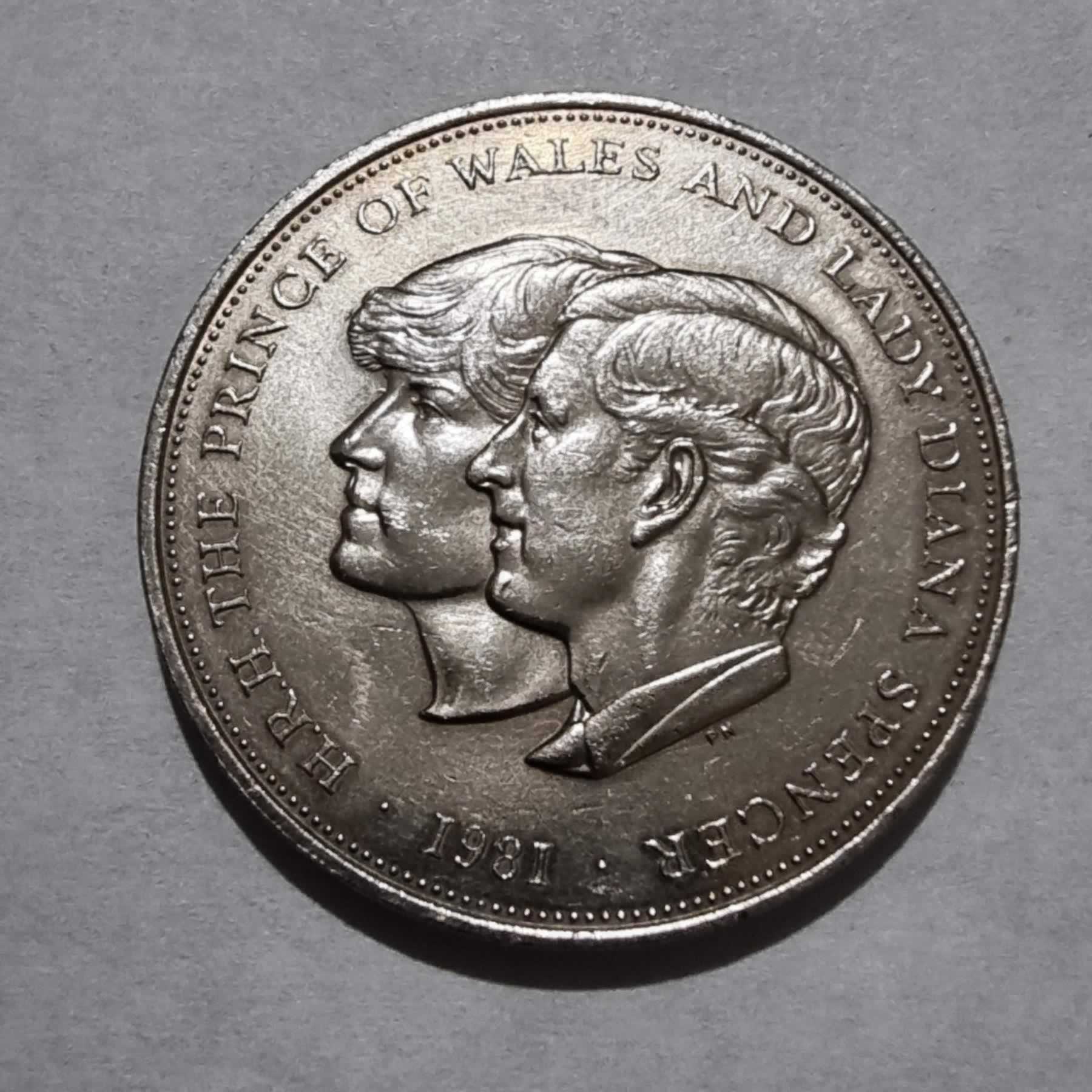 Reverso de 25 New Pence, 1981