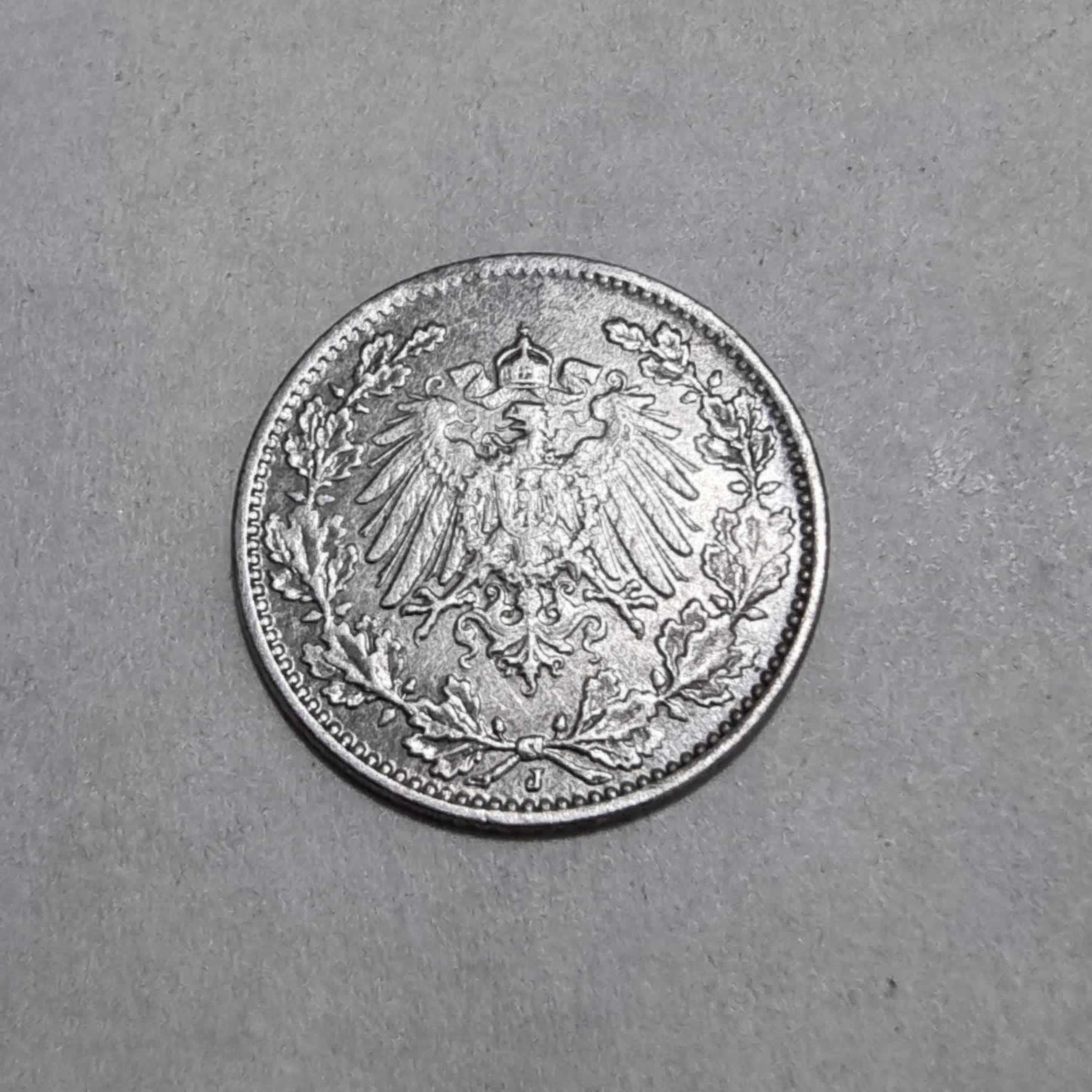 Anverso de 1/2 Mark, 1918 J