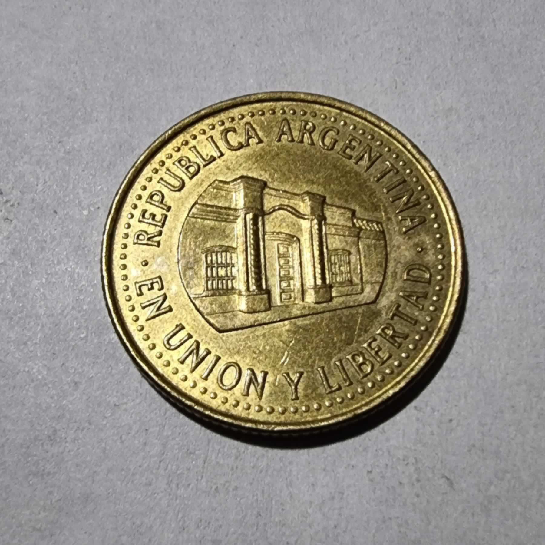 Anverso de 50 centavos, 2010, Argentina