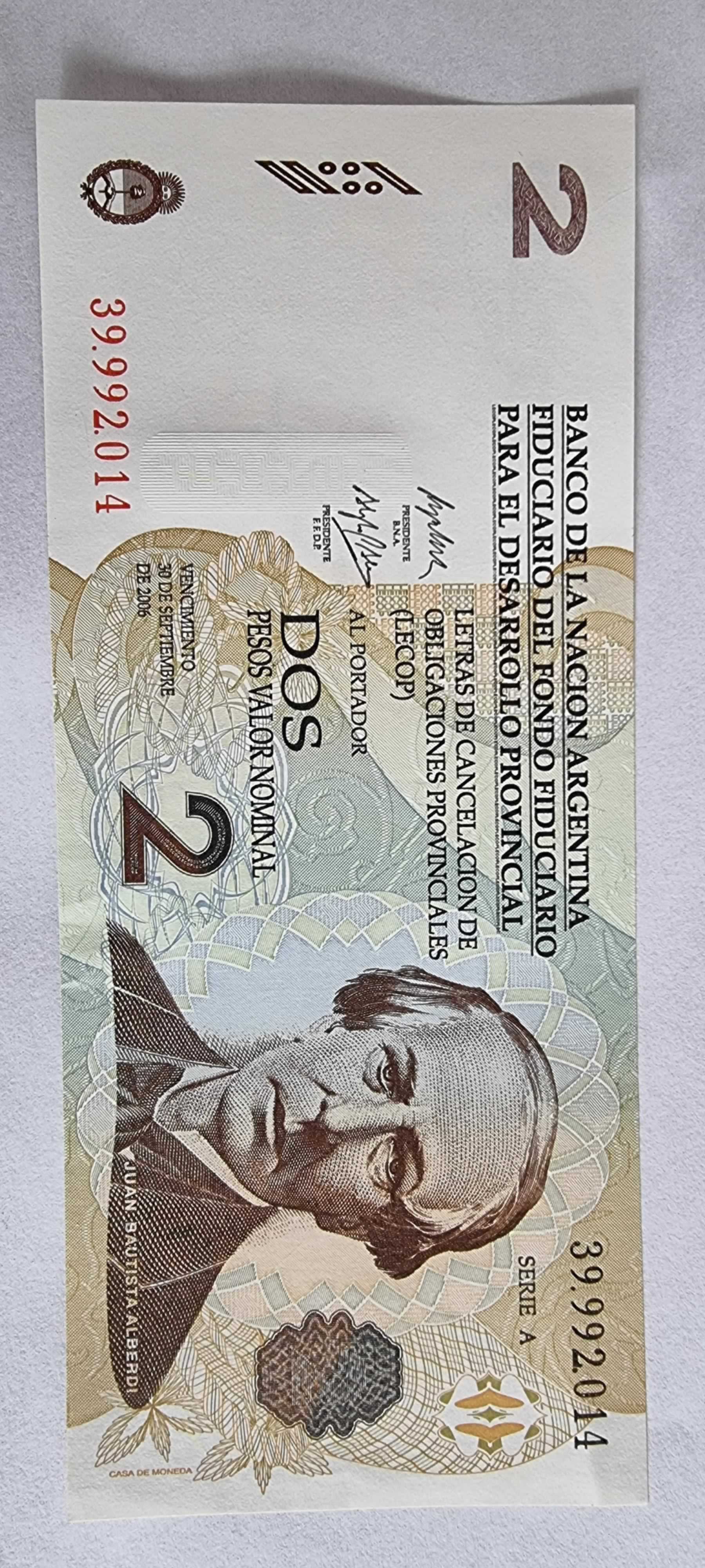 Anverso de 2 pesos, 2001 - 2006
