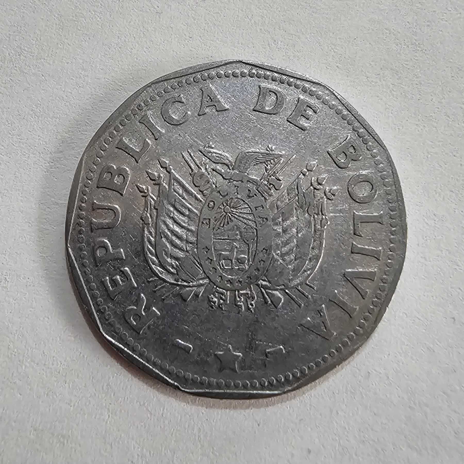 Anverso de 2 Bolivianos, 1991
