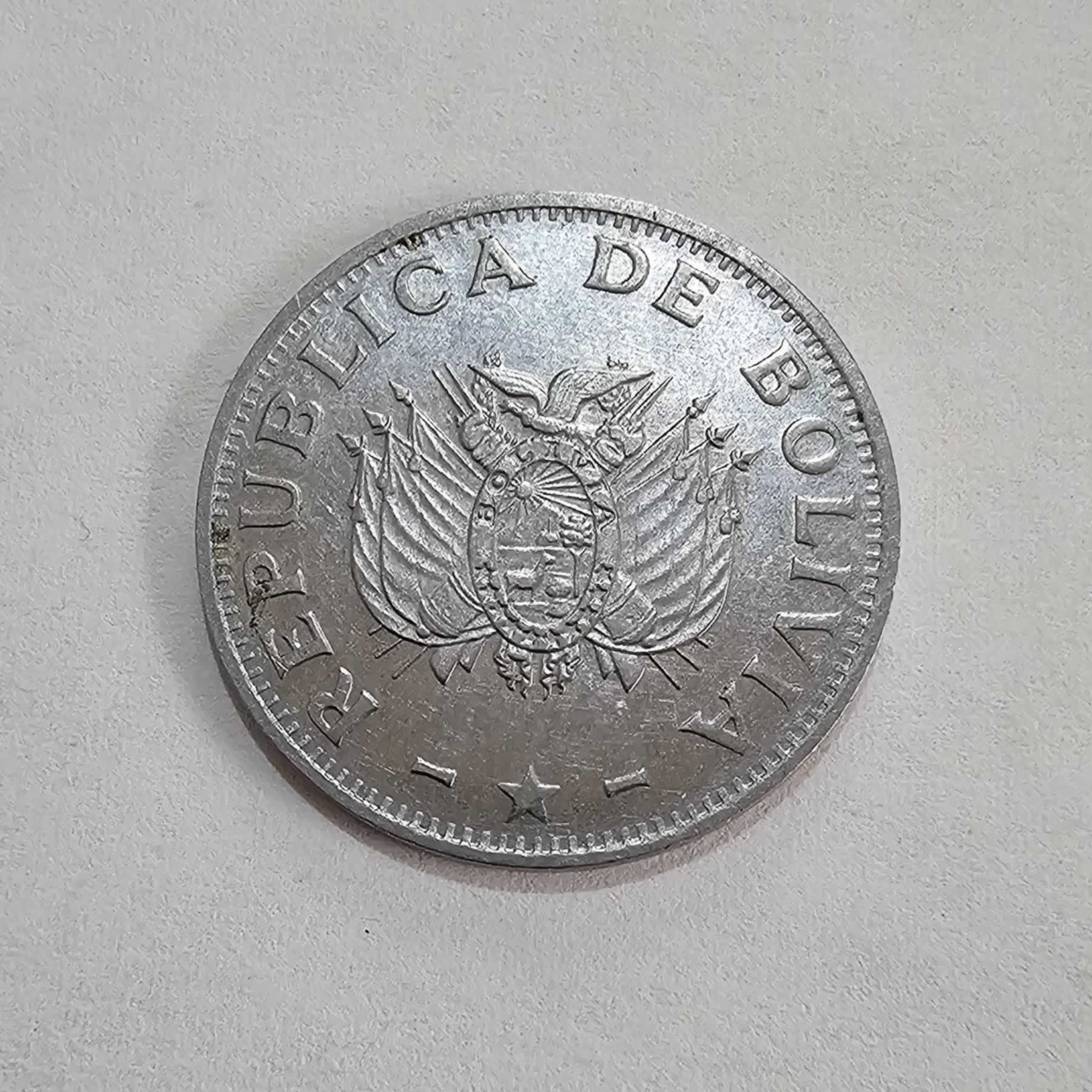 Anverso de 50 Centavos, 1987