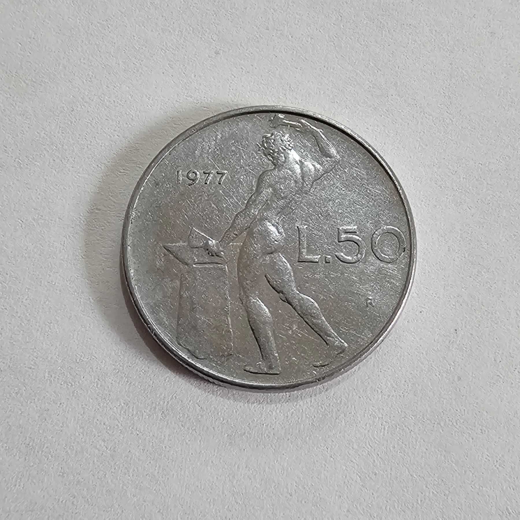 Reverso de 50 Liras, 1977 R