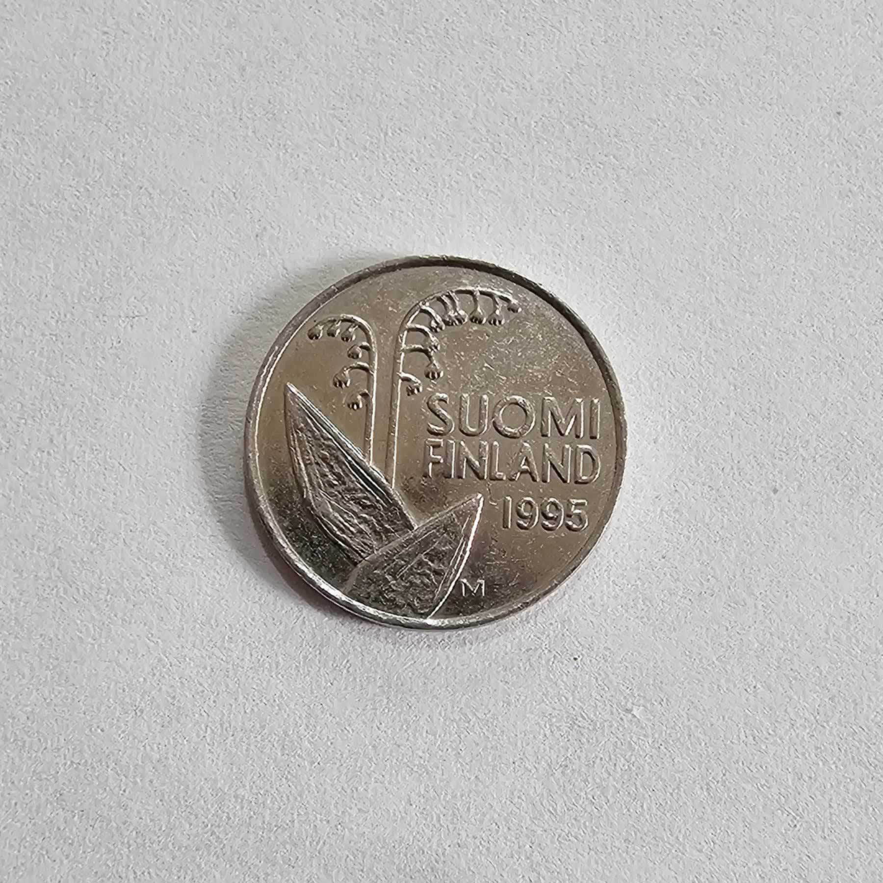 Anverso de 10 Pennia, 1995