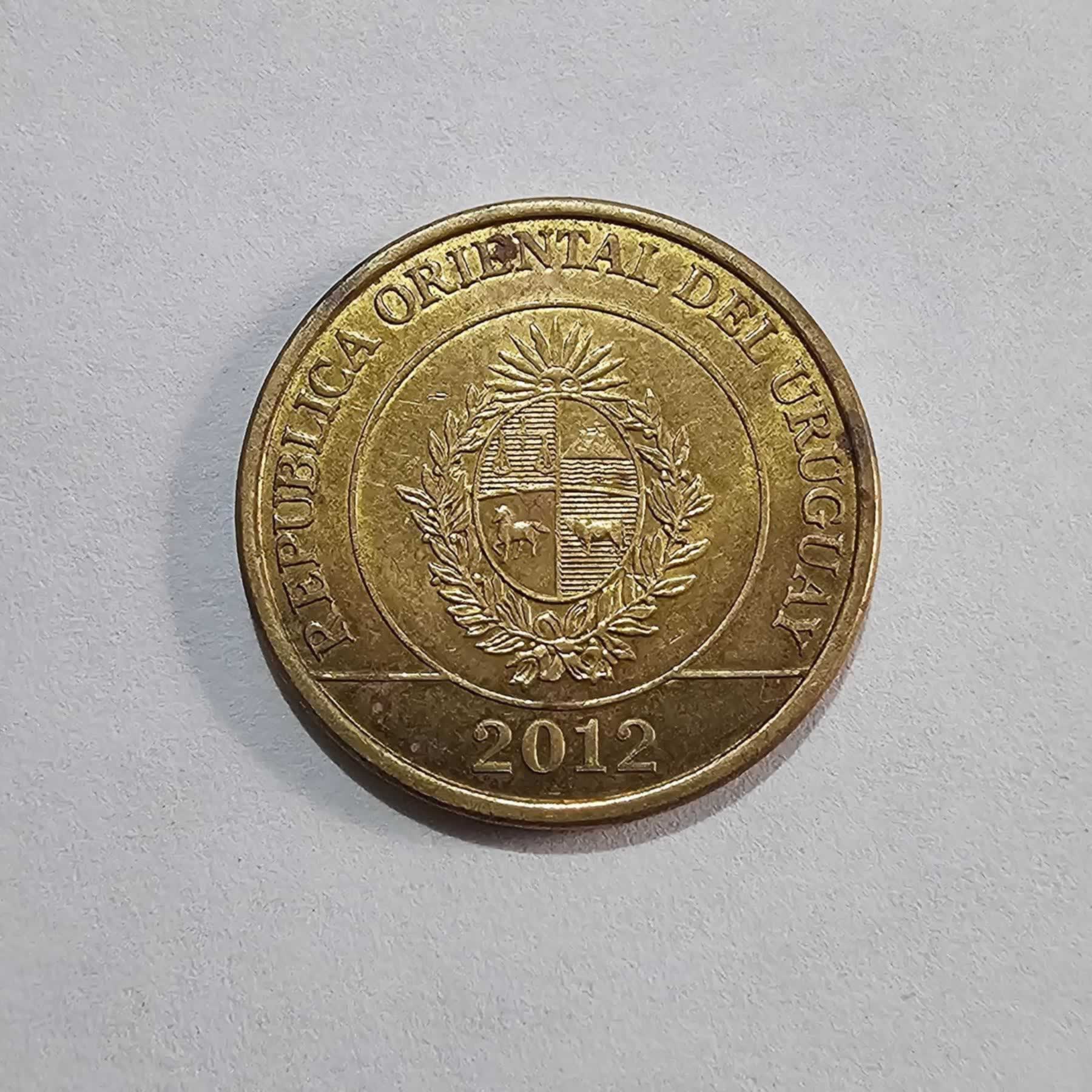 Anverso de 2 Pesos, 2012 (a)