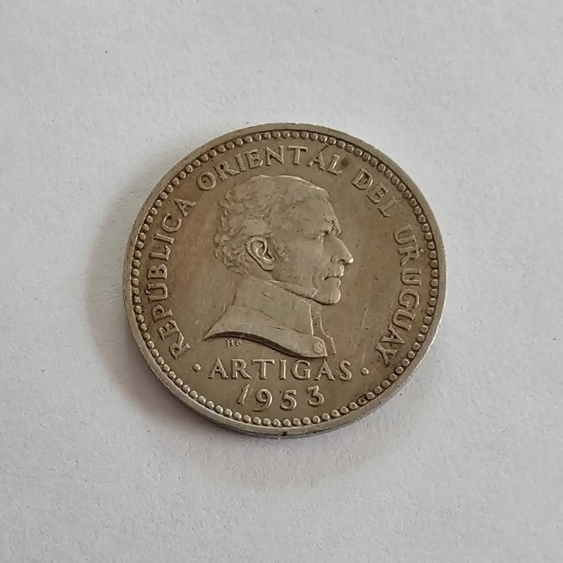 Anverso de 10 Centesimos, 1953