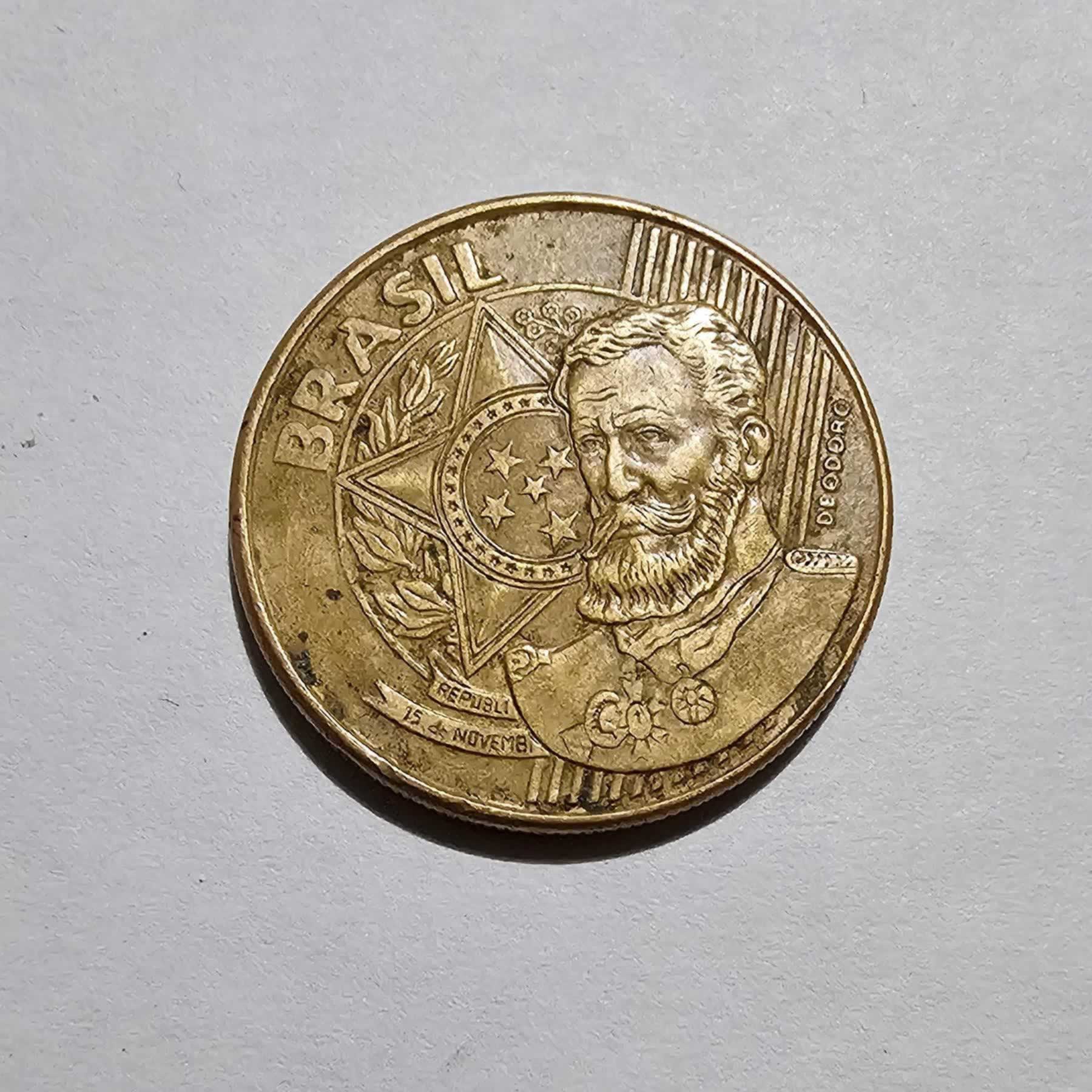 Anverso de 25 Centavos, 2004