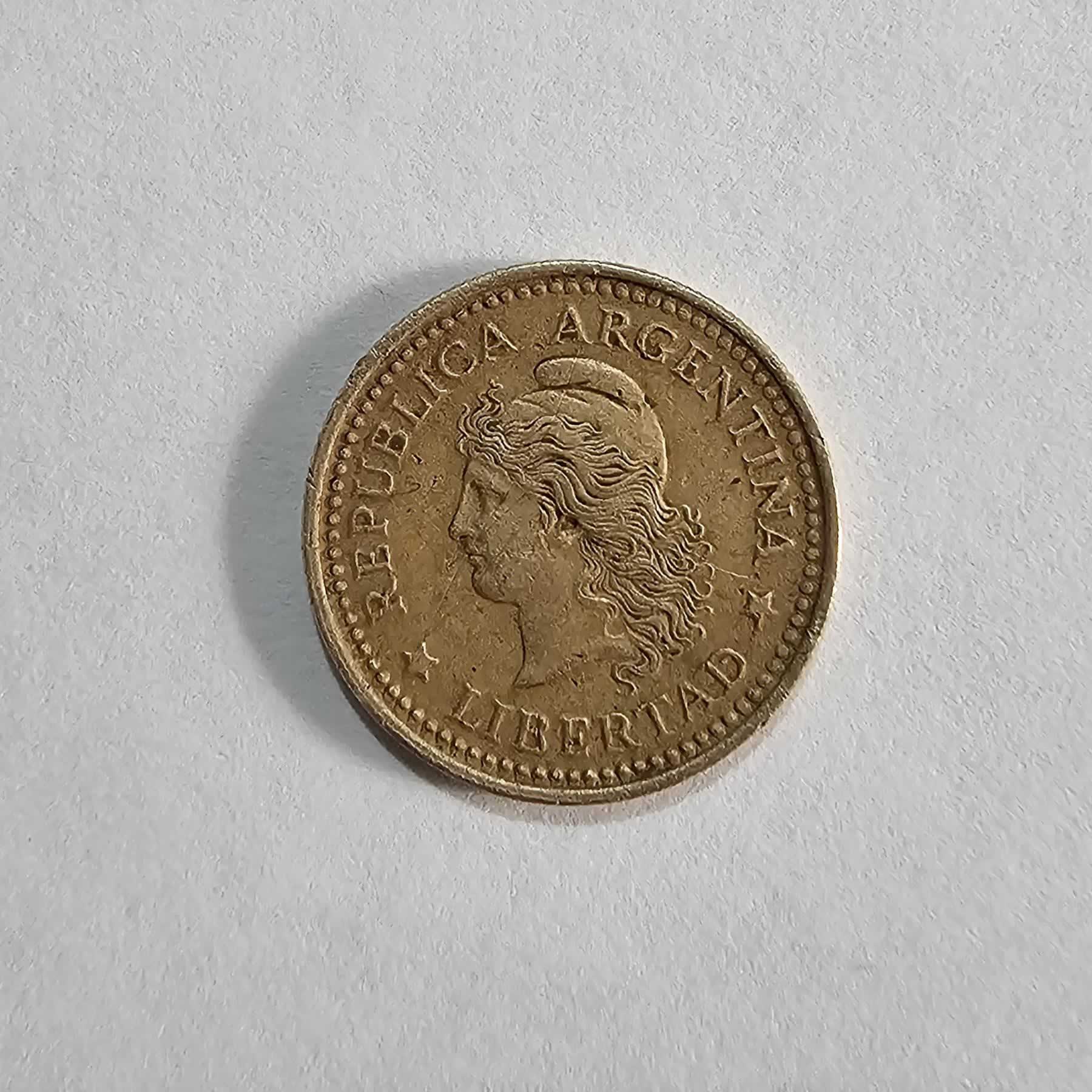Anverso de 10 Centavos, 1971