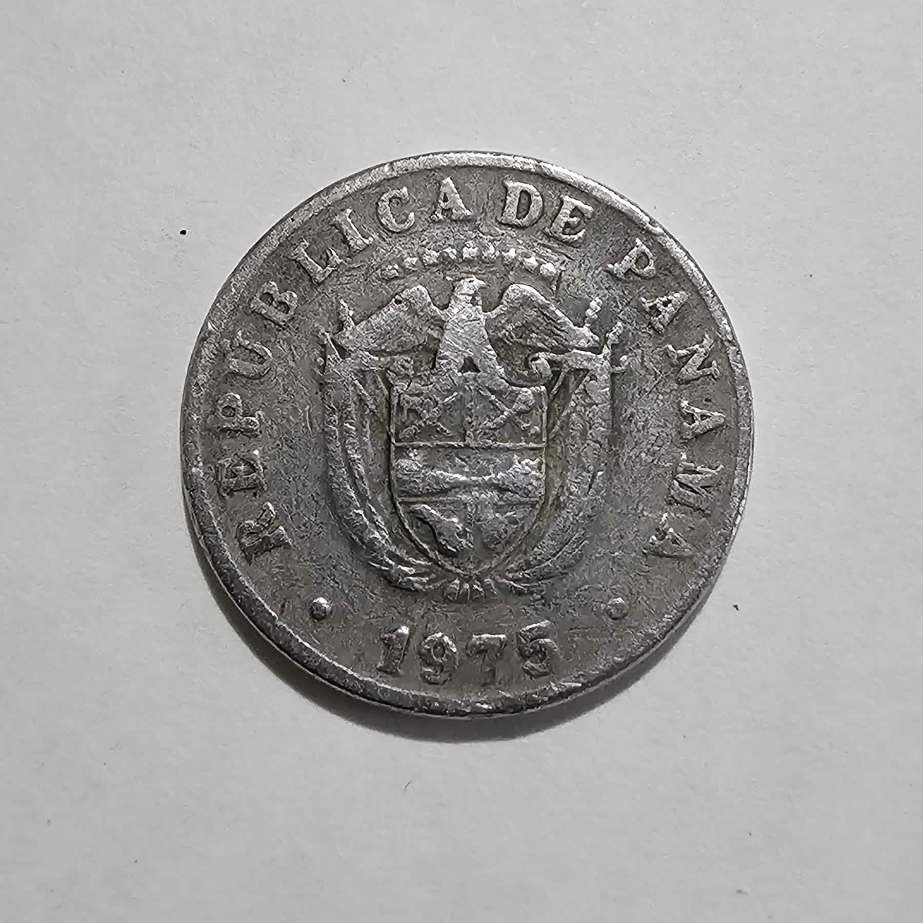 Anverso de 5 Centésimos, 1975