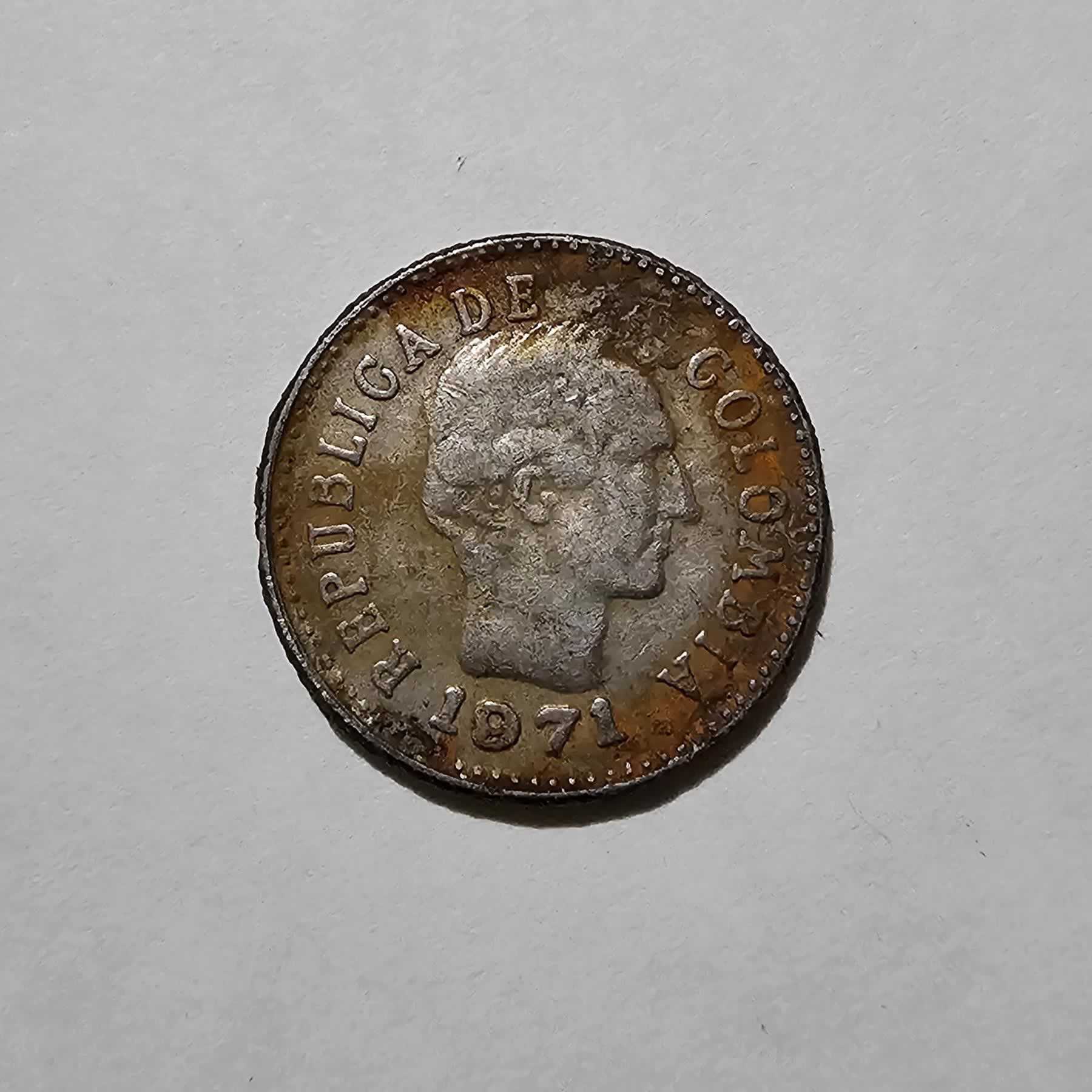 Anverso de 10 Centavos, 1971